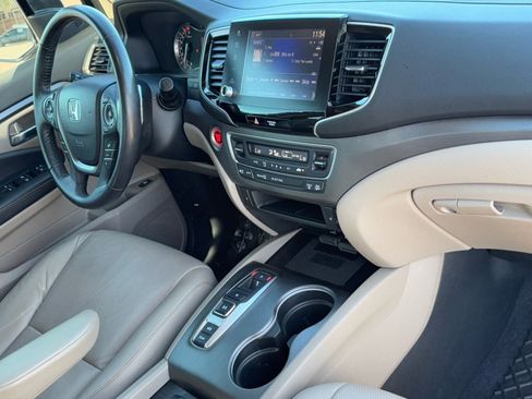 Used 2022 Honda Ridgeline RTL-E image 11