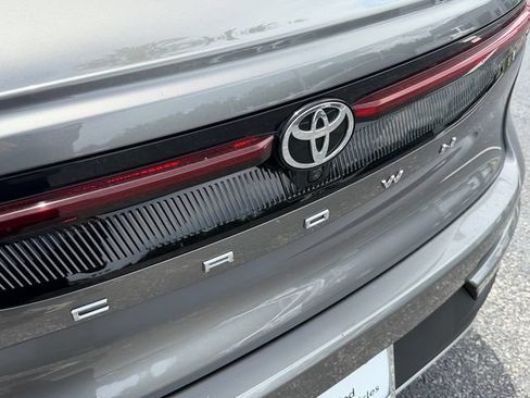 Certified 2023 Toyota Crown AWD/4WD image 16