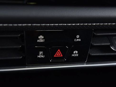 New 2026 Volkswagen Atlas Cross Sport SEL R-Line AWD/4WD image 15
