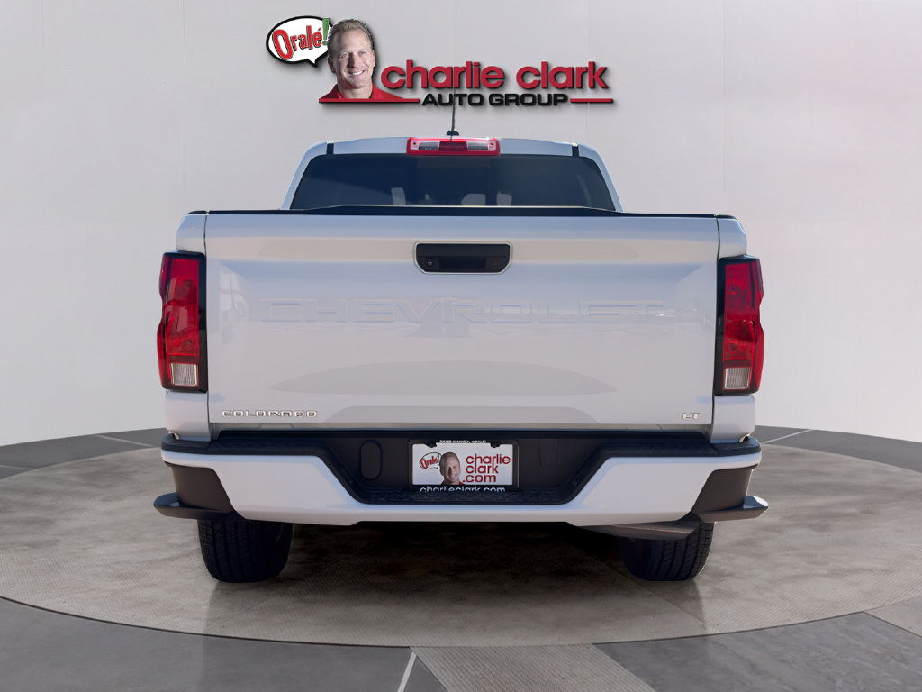 Used 2024 Chevrolet Colorado LT w/ LT Convenience Package RWD image 4