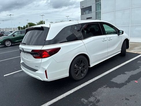 Used 2025 Honda Odyssey Sport-L image 7