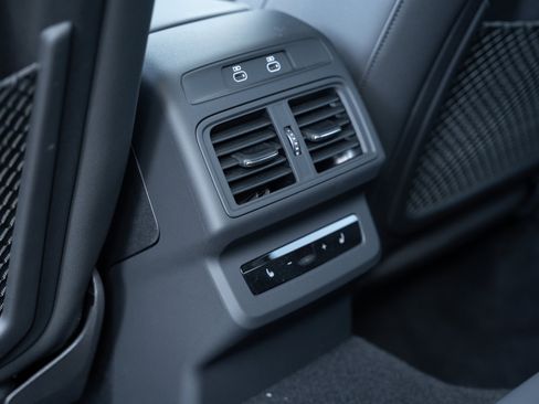 New 2025 Audi Q5 Prestige image 25