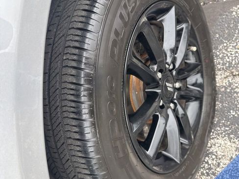 Used 2020 Dodge Grand Caravan GT FWD image 11