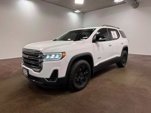 Used 2023 GMC Acadia AT4 image 40