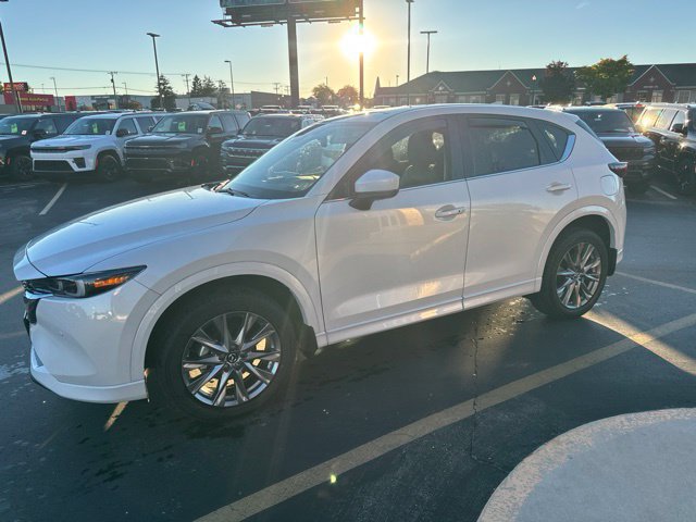 Used 2025 MAZDA CX-5 AWD 2.5 S w/ Premium Plus Pkg image 3