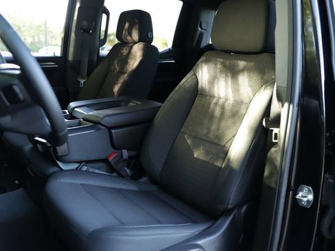 Used 2025 Chevrolet Silverado 1500 LT AWD/4WD image 23