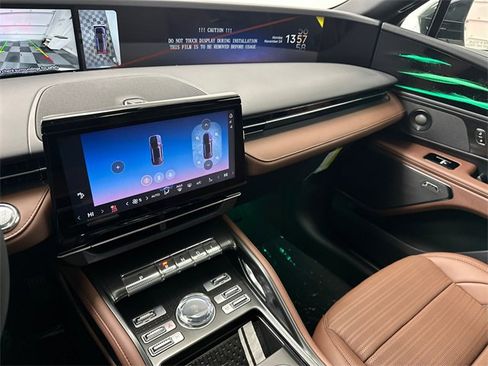 New 2026 Lincoln Nautilus Reserve w/ Jet Appearance Package image 27