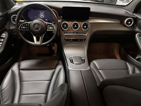 Used 2022 Mercedes-Benz GLC 300 4MATIC image 15