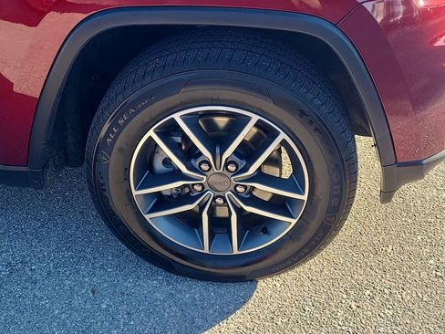 Used 2021 Jeep Grand Cherokee Limited w/ Luxury Group II image 17