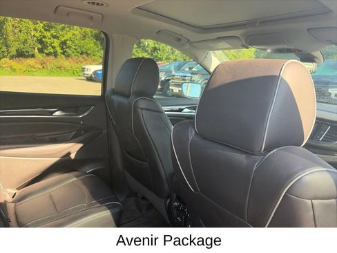 Used 2020 Buick Enclave Avenir w/ Trailering Package, 5000 lbs. FWD image 13