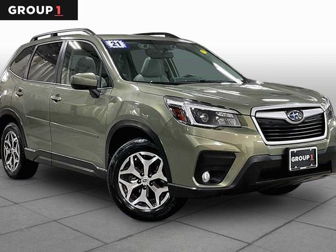 Used 2021 Subaru Forester Premium AWD/4WD image 3