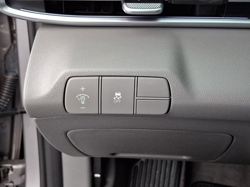 Certified 2024 Hyundai Elantra SEL w/ Convenience Package image 26