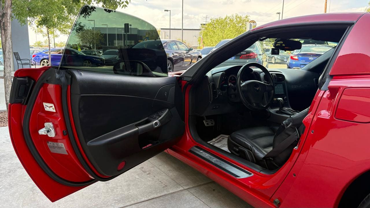 Used 2007 Chevrolet Corvette Coupe RWD image 17