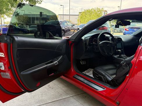 Used 2007 Chevrolet Corvette Coupe RWD image 17