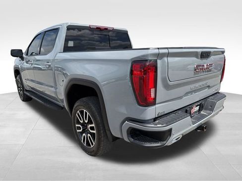 Used 2025 GMC Sierra 1500 AT4 w/ AT4 Premium Package AWD/4WD image 5