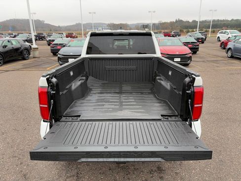 New 2025 Toyota Tacoma SR5 image 5