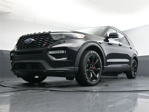 Used 2020 Ford Explorer ST w/ ST Street Pack image 26