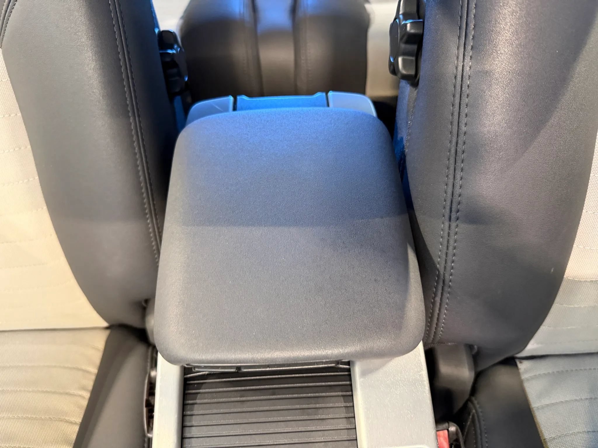 Used 2008 Volvo C30 T5 Version 2.0 FWD image 22