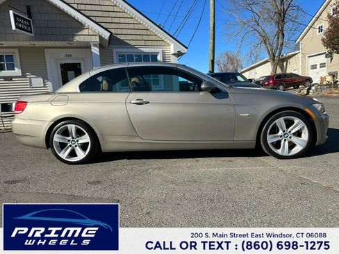 Used 2008 BMW 335i Convertible w/ Premium Pkg image 10