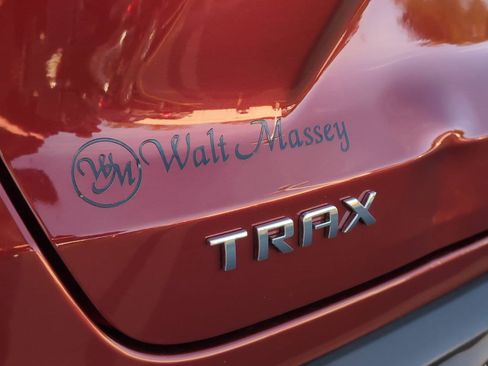 Used 2024 Chevrolet Trax ACTIV w/ Sunroof Package image 10