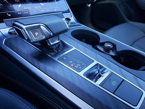 Used 2023 Audi A6 Premium Plus w/ Premium Plus Package image 24