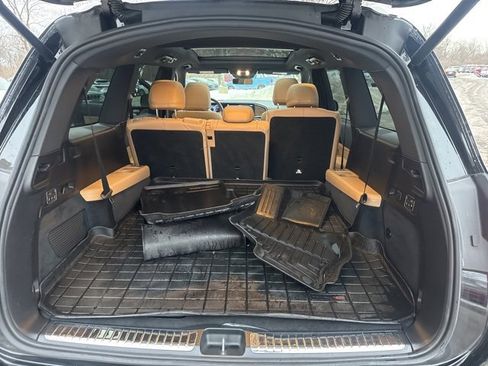 Used 2024 Mercedes-Benz GLS 580 4MATIC image 39