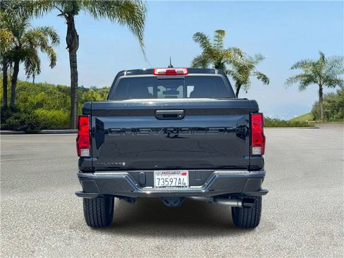 Used 2024 Chevrolet Colorado LT w/ LT Convenience Package RWD image 5