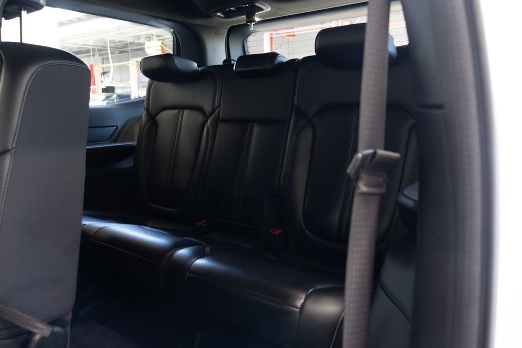 Used 2022 Jeep Wagoneer Series I AWD/4WD image 22