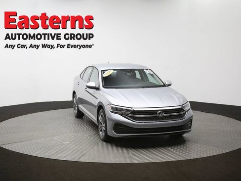 Used 2024 Volkswagen Jetta SE image 49