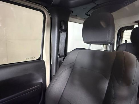 Used 2022 Jeep Wrangler Sport AWD/4WD image 23
