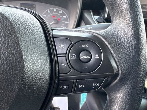 Used 2023 Toyota Corolla LE image 23