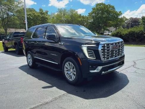 Certified 2025 GMC Yukon Denali AWD/4WD image 2