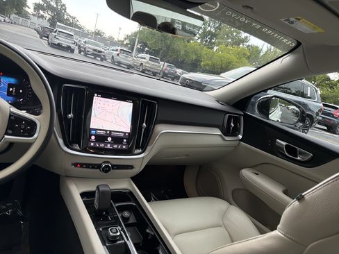Certified 2024 Volvo S60 B5 Plus FWD image 31