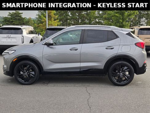Used 2024 Buick Encore GX Sport Touring FWD image 4