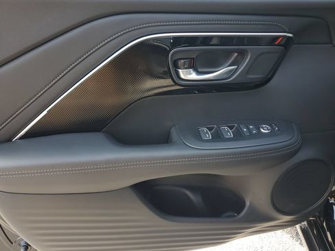 Certified 2025 Acura ADX FWD image 18