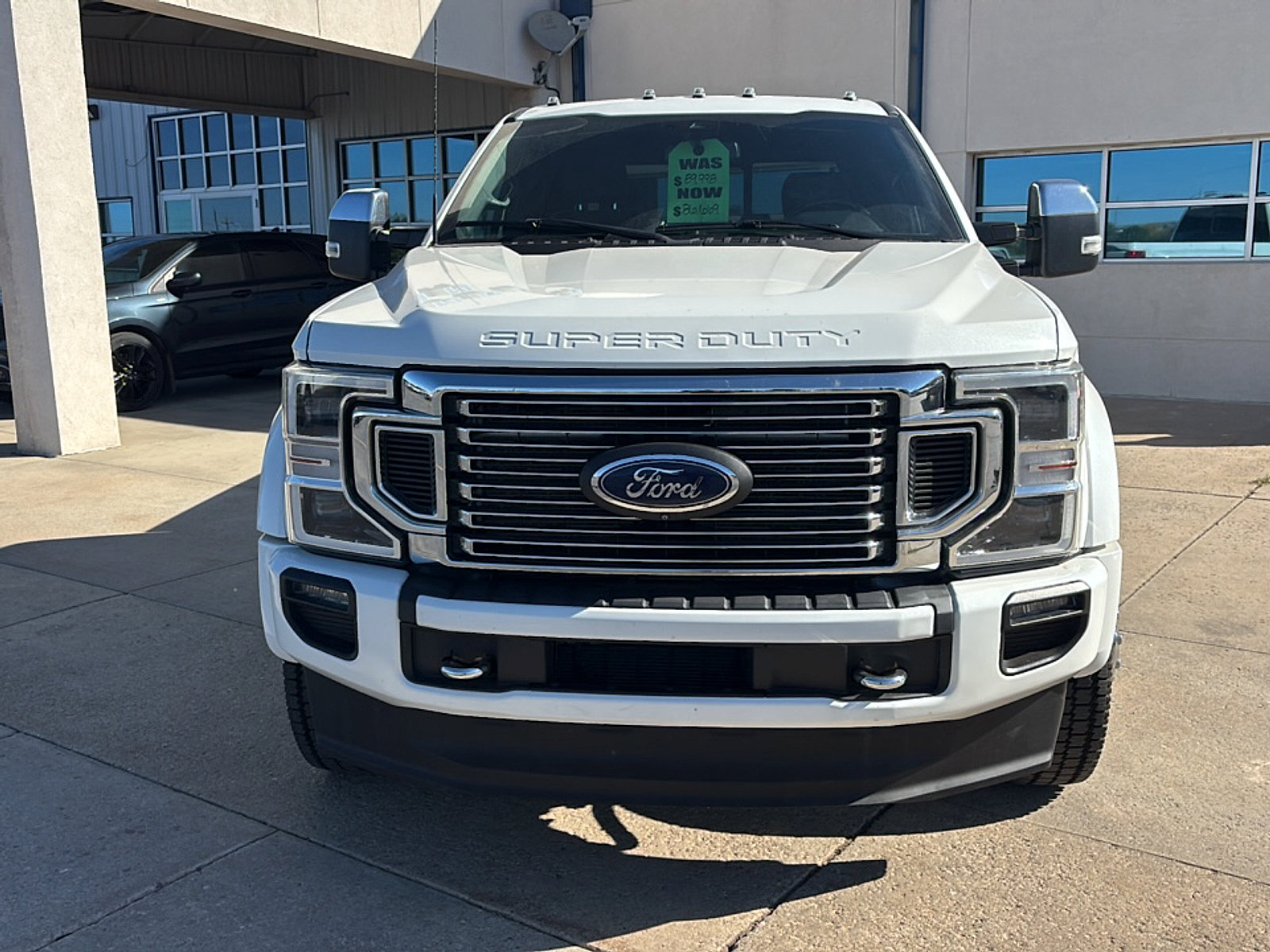 Used 2022 Ford F450 Platinum w/ Camper Package AWD/4WD image 2