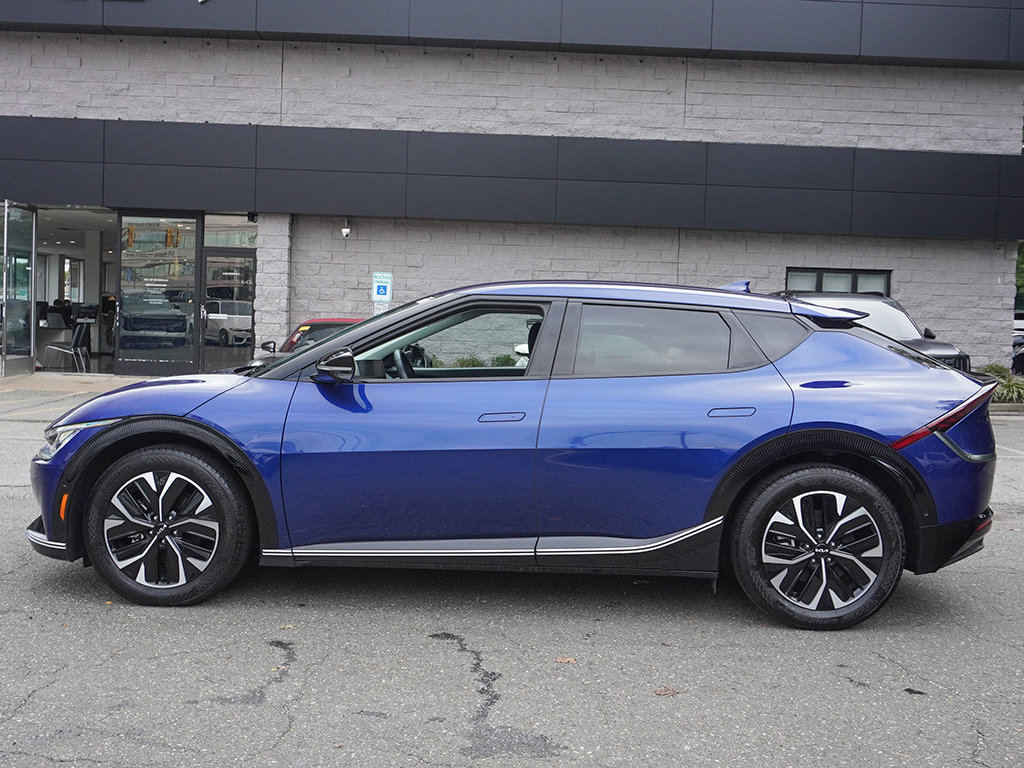 Used 2024 Kia EV6 Wind w/ Wind Technology Package AWD/4WD image 19