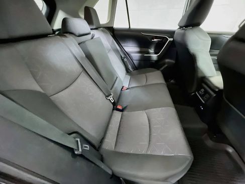 Certified 2025 Toyota RAV4 XLE AWD/4WD image 22