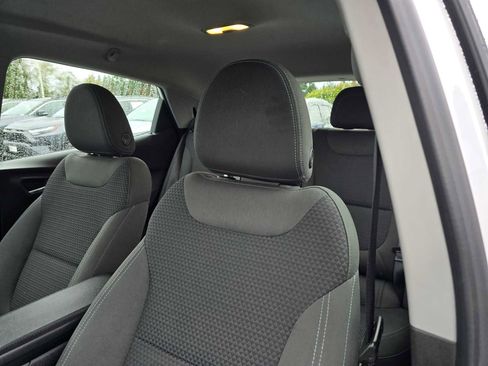 Used 2023 Chevrolet Bolt LT image 24