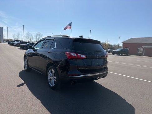 Used 2019 Chevrolet Equinox Premier w/ Premier True North Edition AWD/4WD image 3