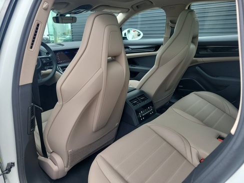 Certified 2026 Porsche Panamera 4 AWD/4WD image 24
