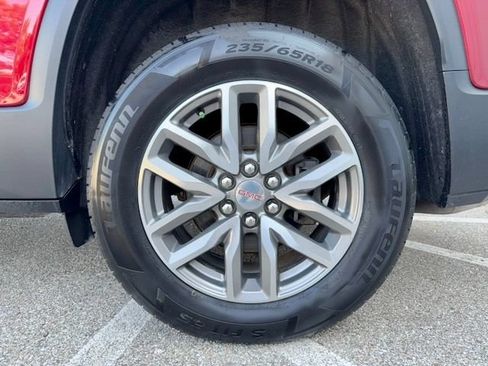 Used 2019 GMC Acadia SLE FWD image 30