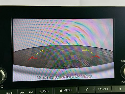 Used 2025 Nissan Pathfinder SV image 22