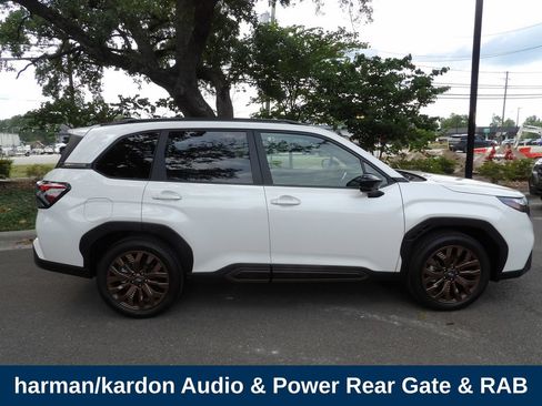 Used 2025 Subaru Forester Sport w/ Popular Package #1 AWD/4WD image 5