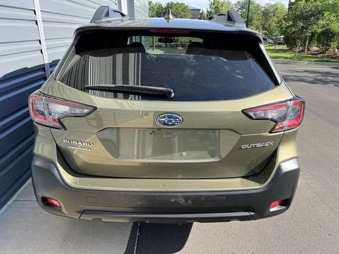 Used 2024 Subaru Outback Premium AWD/4WD image 20