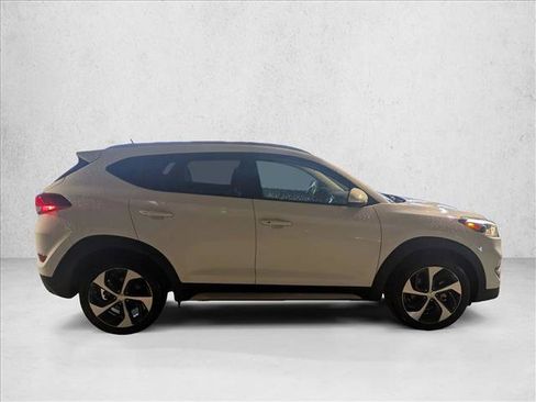 Used 2017 Hyundai Tucson Sport w/ Cargo Package image 4