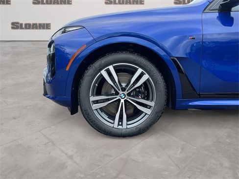New 2026 BMW X7 M60i image 14