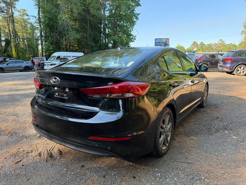 Used 2018 Hyundai Elantra SEL FWD image 7