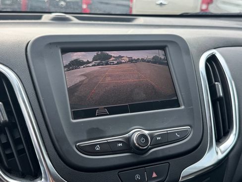 Used 2024 Chevrolet Equinox LT FWD image 19