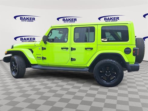 Used 2021 Jeep Wrangler Unlimited Sahara w/ Uconnect 4C Nav & Sound Group image 6